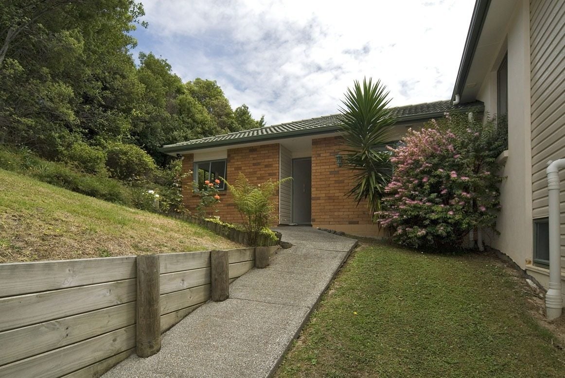 10 Sherwood Grove, Northcross, Auckland - Carousel 1