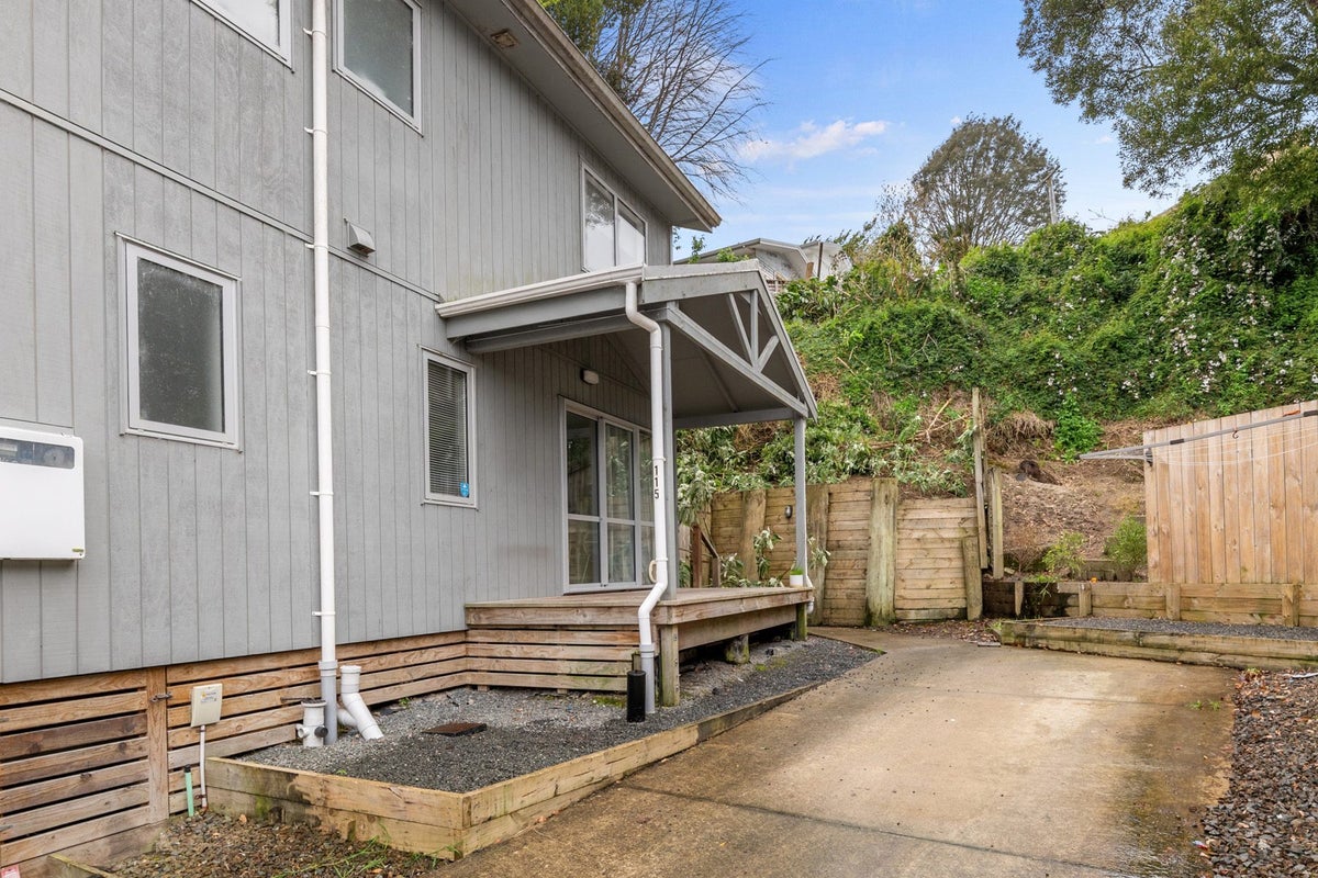 115 Watling Street, Gate Pa, Tauranga - Carousel 2