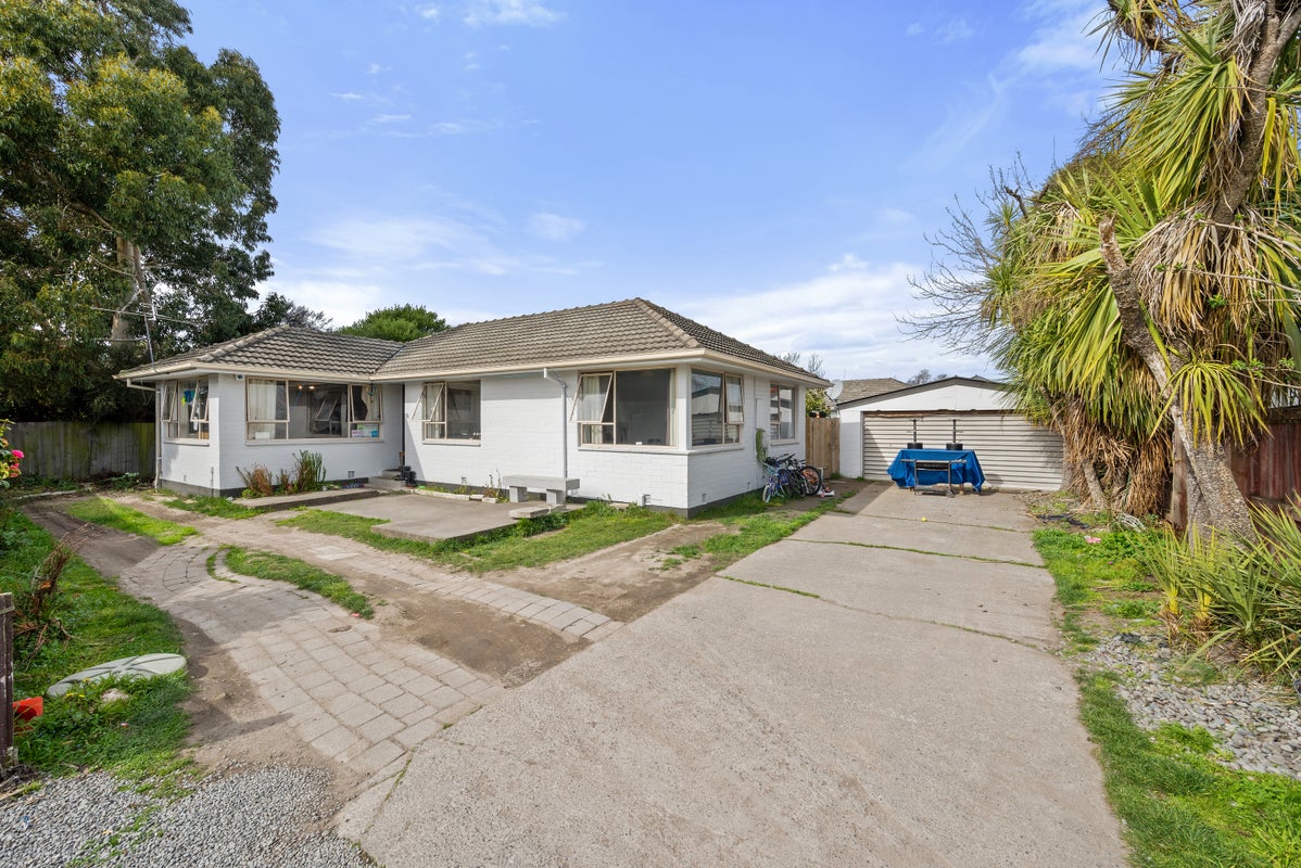 42 Orrick Crescent, Avondale, Christchurch - Carousel 2