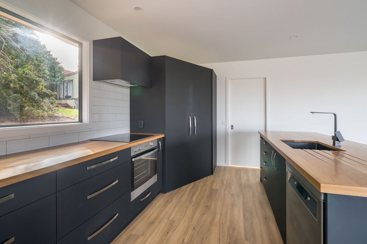 26A Tower Avenue, Waverley, Dunedin - Carousel 2