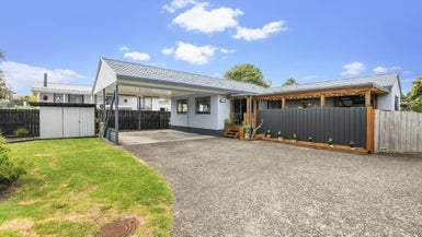 34B Forest Hill Road, Henderson, Auckland - Carousel 1