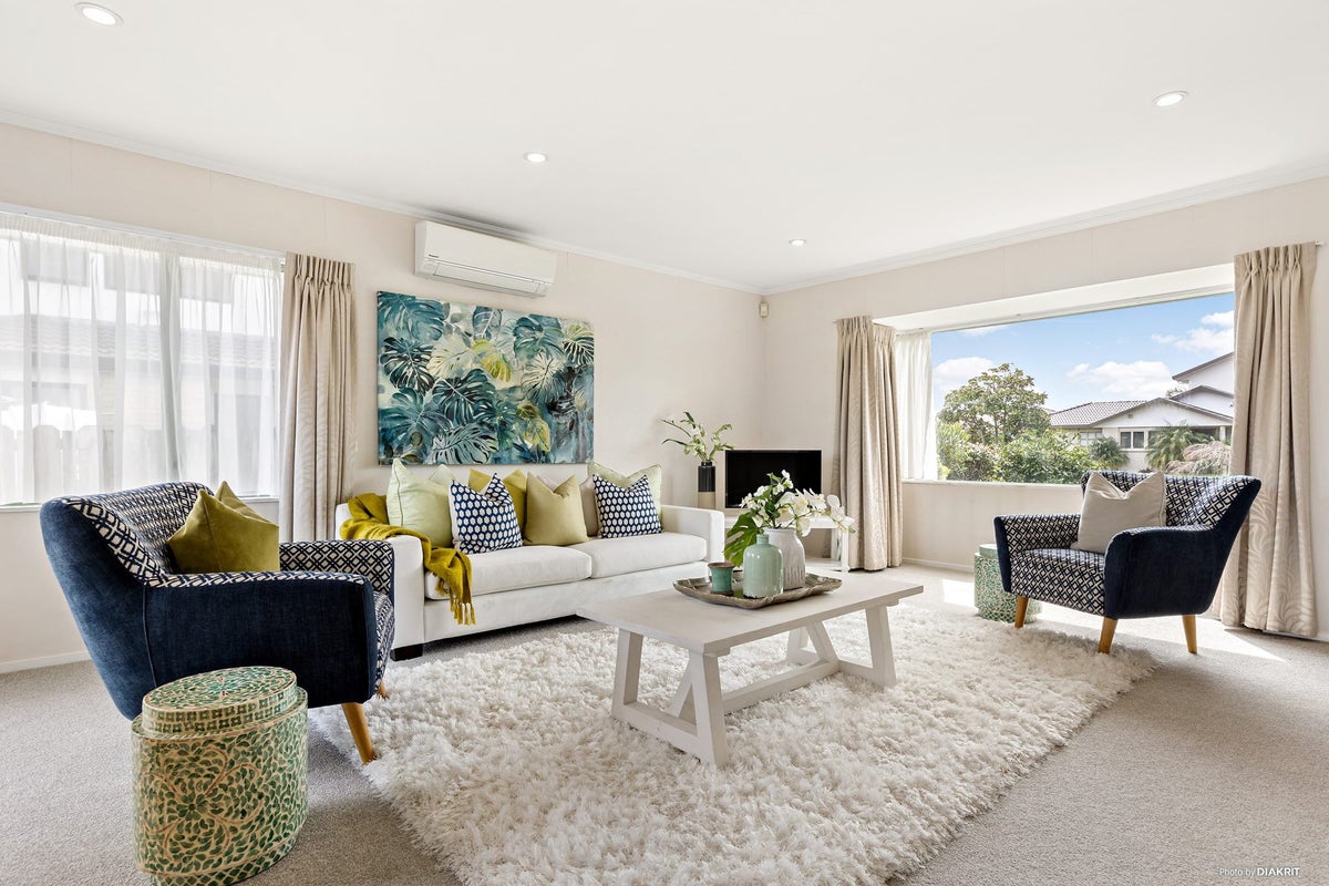 16 Astoria Place, Northpark, Auckland - Carousel 2
