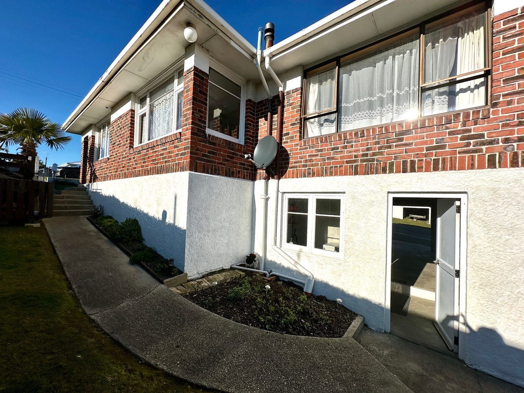 14 Smith Street, Balclutha - Carousel 2