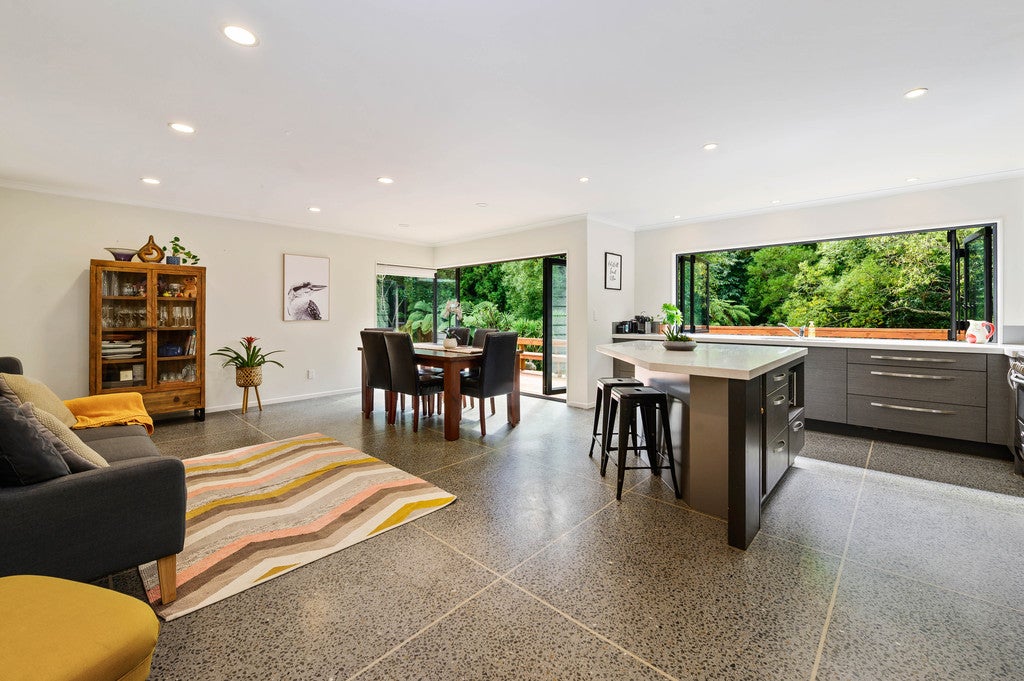 32 Icarus Place, Sunnybrook, Rotorua - Carousel 1