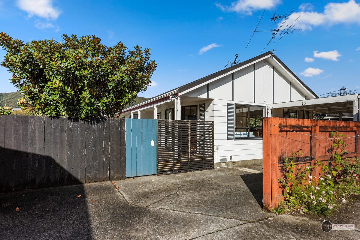 72 Cambridge Terrace, WAIWHETU, LOWER HUTT - Carousel 18