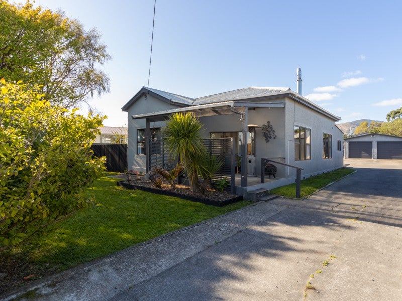 6 Rata Street, Tokomaru, Palmerston North - Carousel 2