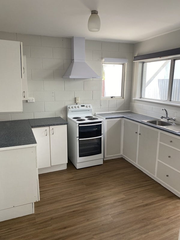 2/455 Gloucester Street, Linwood, Christchurch - Carousel 2
