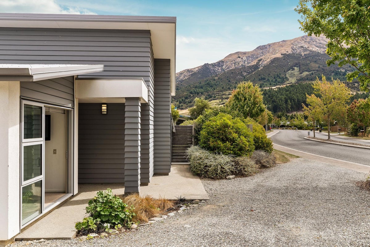 2 Bell Street, Lake Hawea - Carousel 2