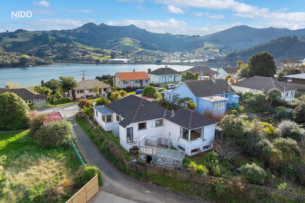 41 Meridian Street, Port Chalmers, Dunedin - Carousel 25