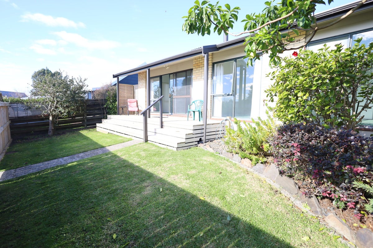 56 Westminster Drive, Bethlehem, Tauranga - Carousel 2