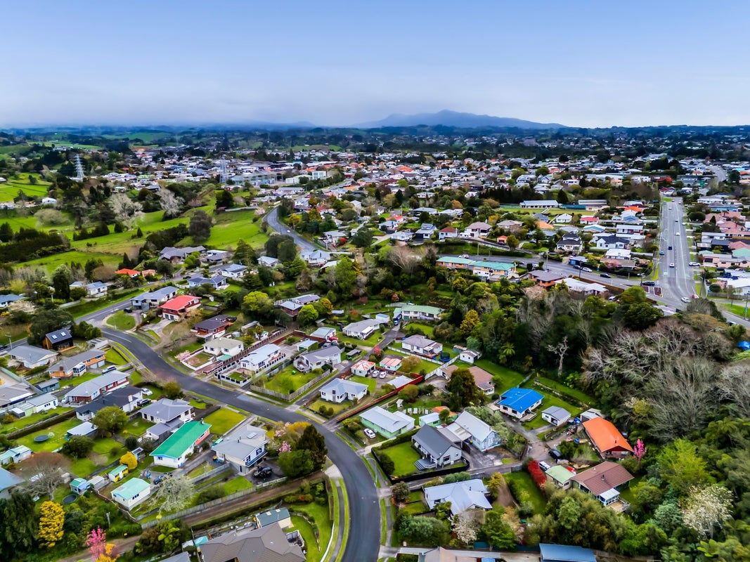 17a Thames Street, Welbourn, New Plymouth, Taranaki - Carousel 5