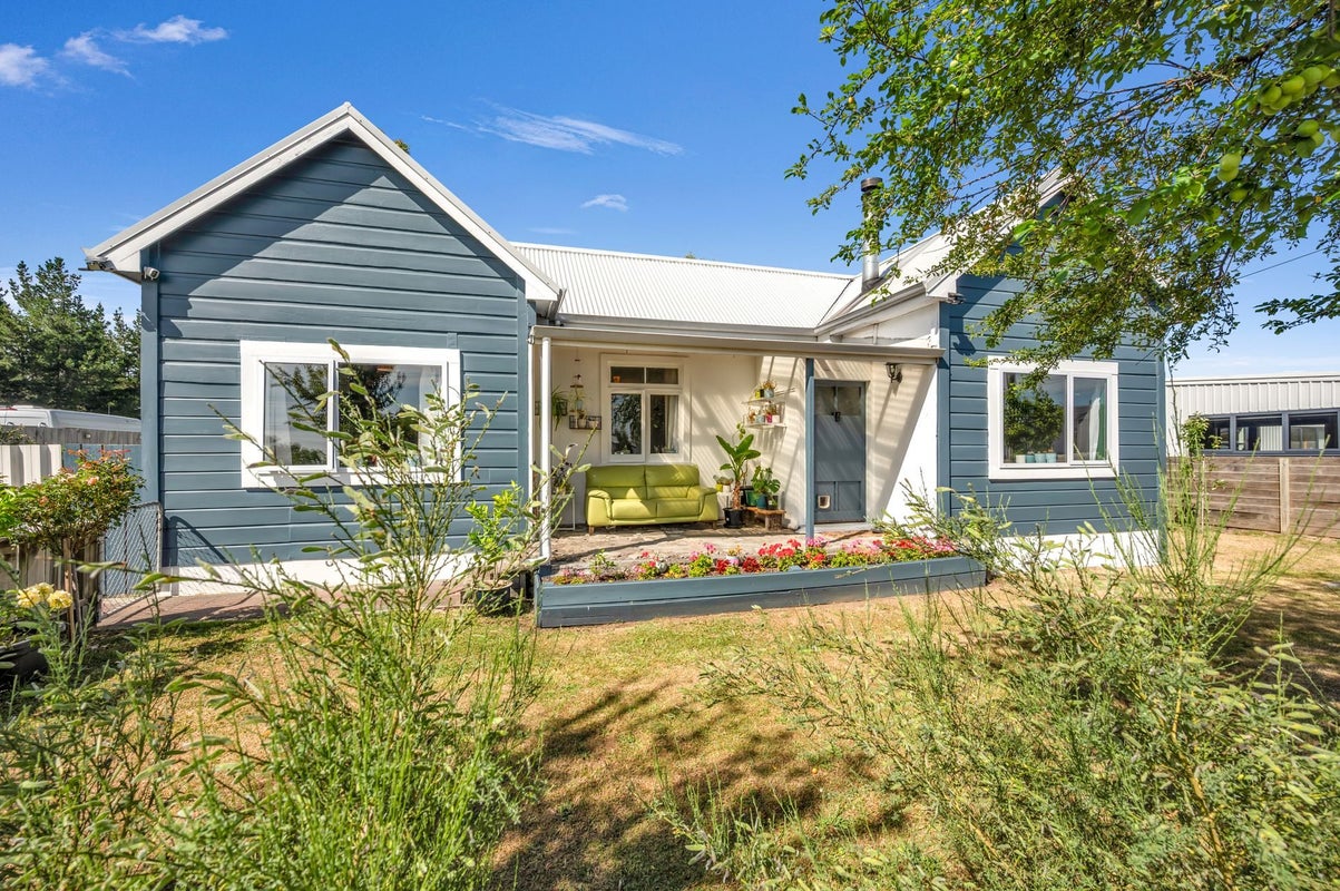 59 Sydney Street, Takapau, Takapau - Carousel 1