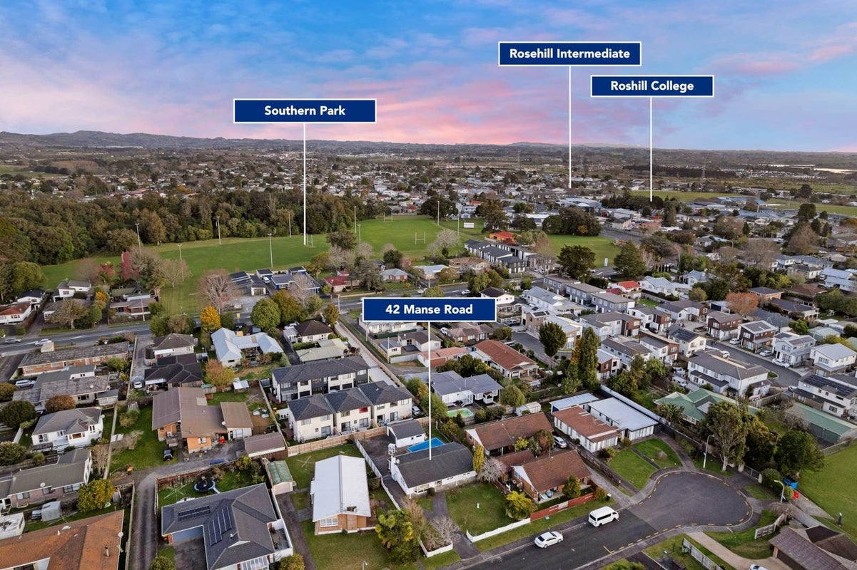 42 Manse Road, Pahurehure, Papakura, Auckland - Carousel 21