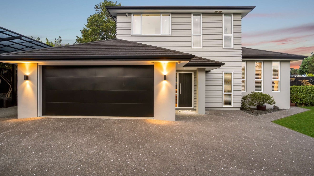 64C Beach Road, Mellons Bay, Auckland - Carousel 1