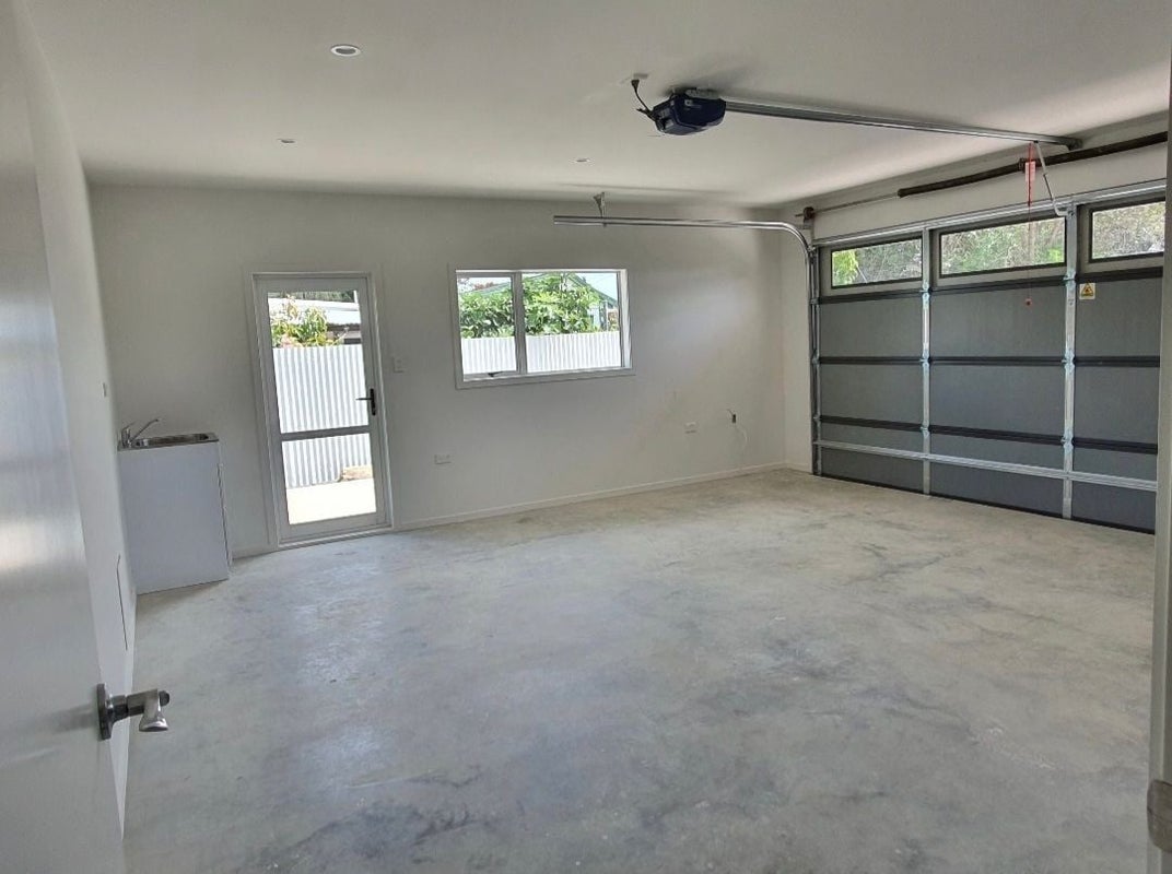 702B Murdoch Road East, Akina, Hastings - Carousel 12