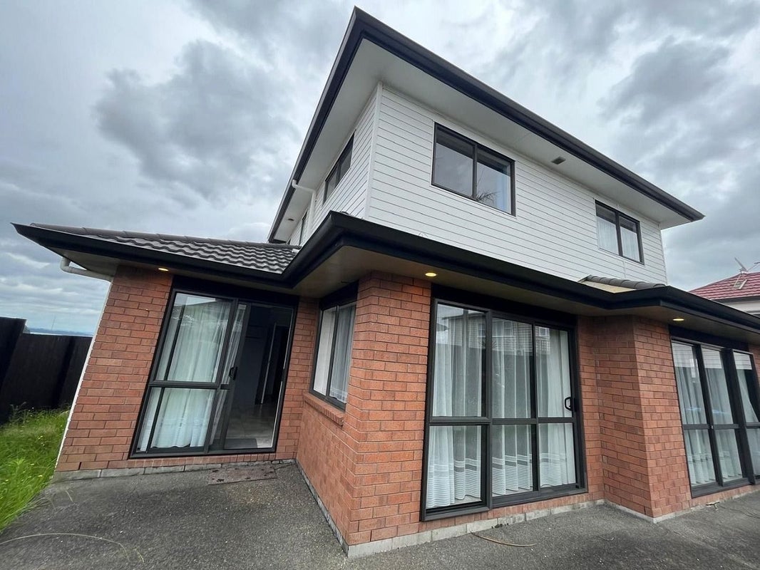 53 Donovan Street, Blockhouse Bay, Auckland - Carousel 1