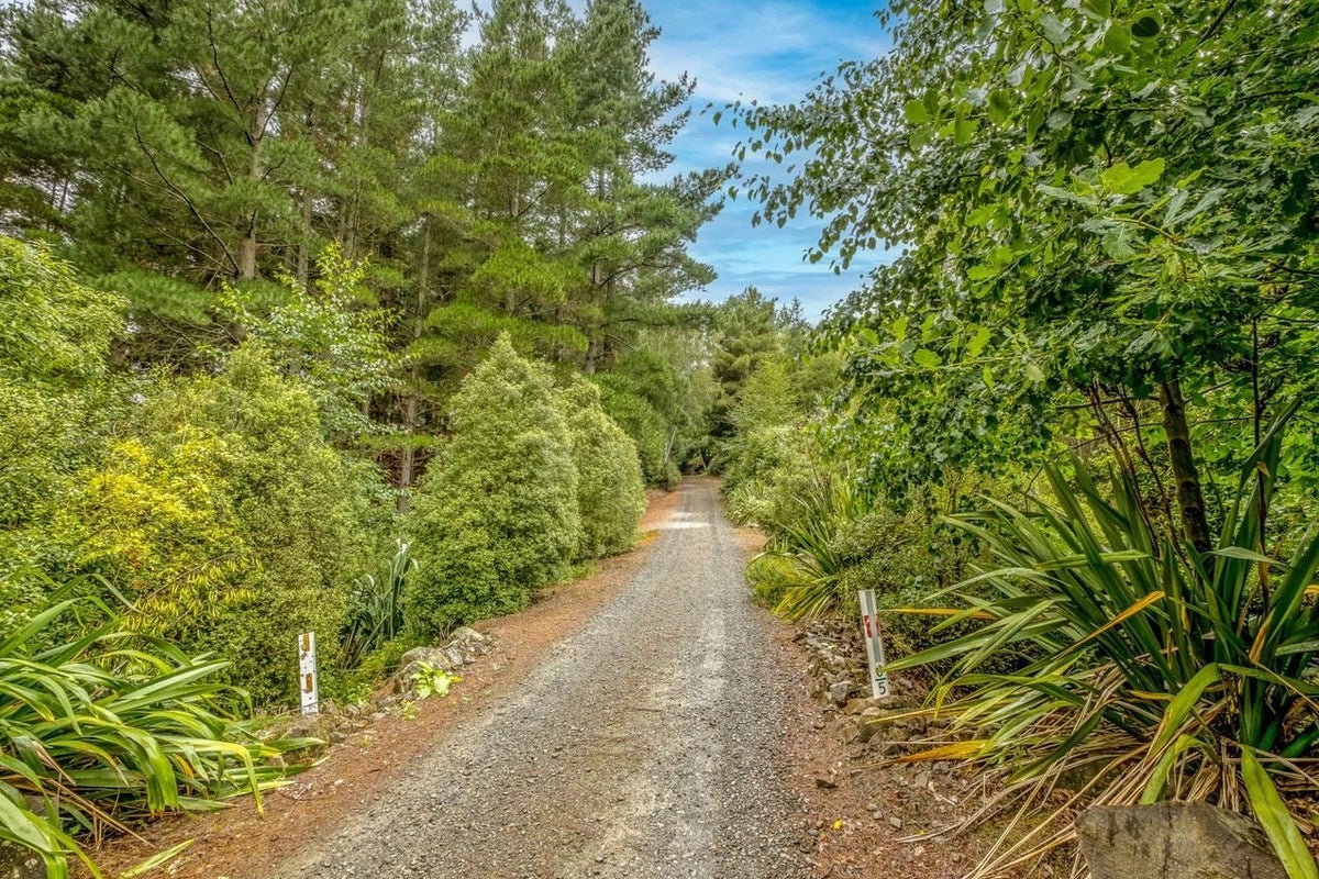 160 Medway Road, Emu Plain, Waiau - Carousel 32