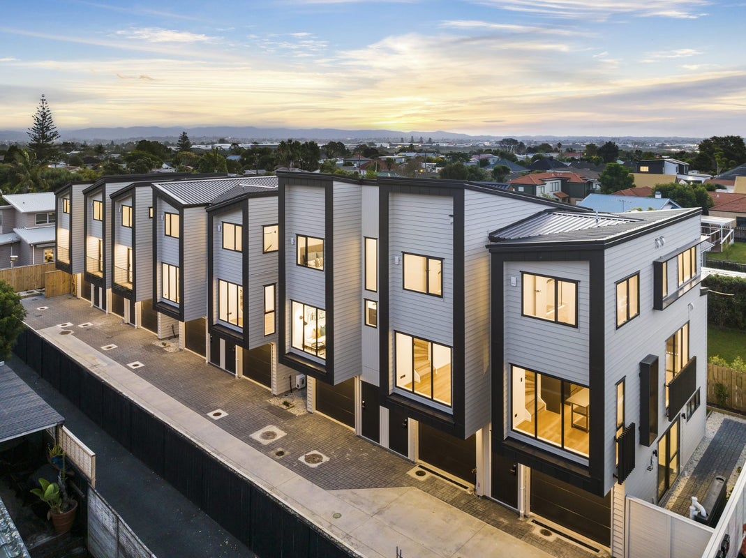 7/20 Oakley Avenue, Waterview, Auckland - Carousel 1