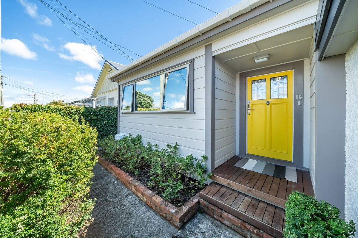 31 Buick Street, Petone, Lower Hutt - Carousel 2