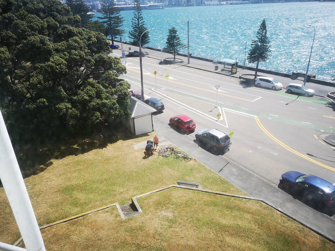 15/370 Oriental Parade, Oriental Bay, Wellington - Carousel 17