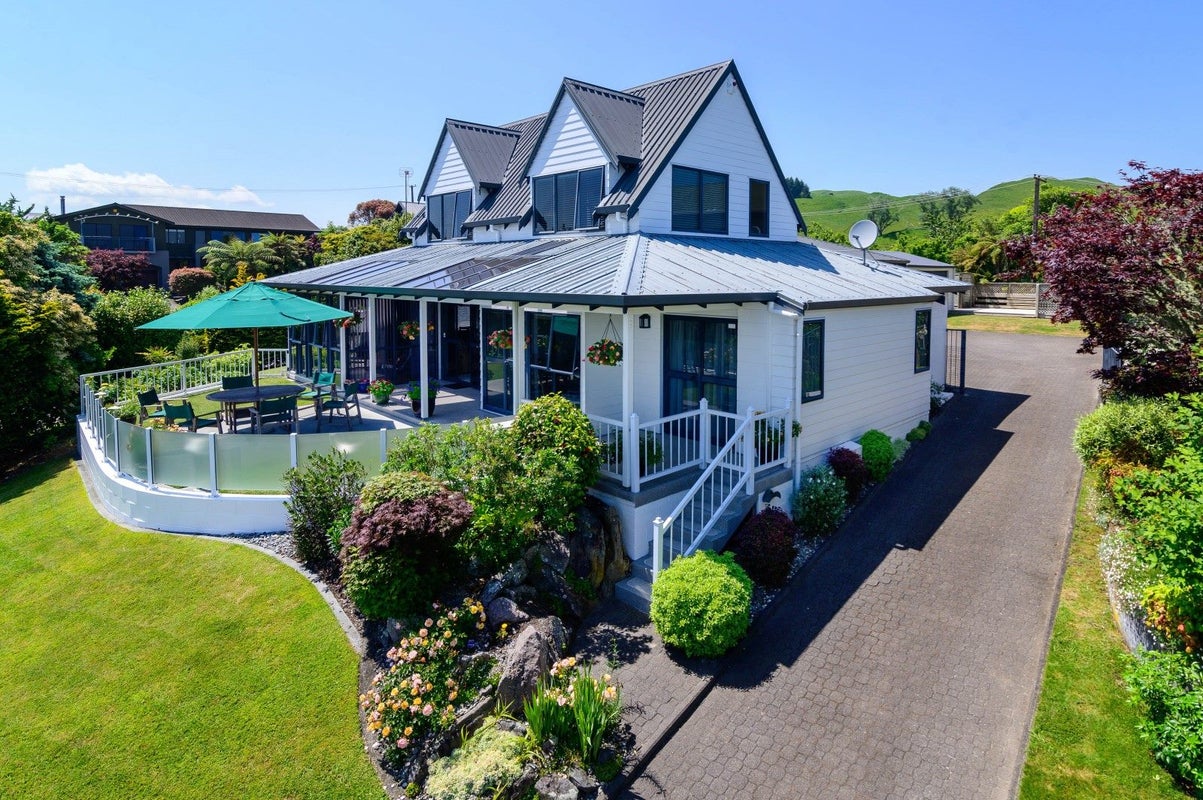 28 Mark Place, Lynmore, Rotorua - Carousel 23