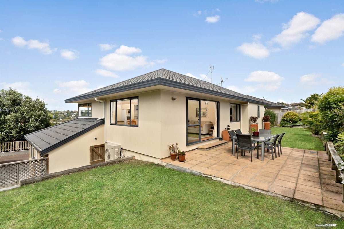 34 Coventry Way, Long Bay, Auckland - Carousel 2