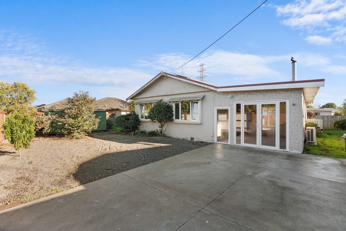 316 Waterloo Road, Islington, Christchurch - Carousel 1