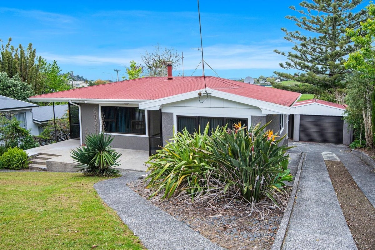90 Murdoch Crescent, Raumanga, Whangarei - Carousel 1