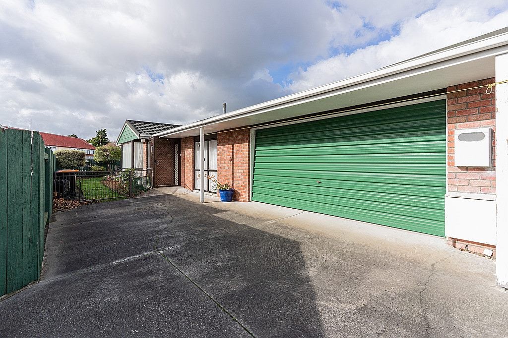 30 Freyberg Street, Roslyn, Palmerston North - Carousel 24