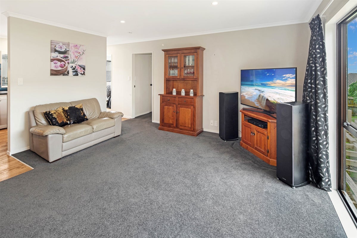 3 Mayaro Crescent, Grenada Village, Wellington - Carousel 2