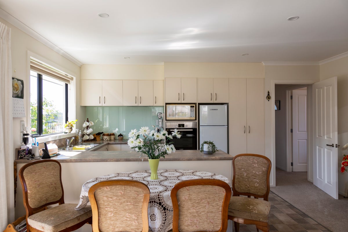 11A Holmes Street, Holmes Hill, Oamaru - Carousel 2
