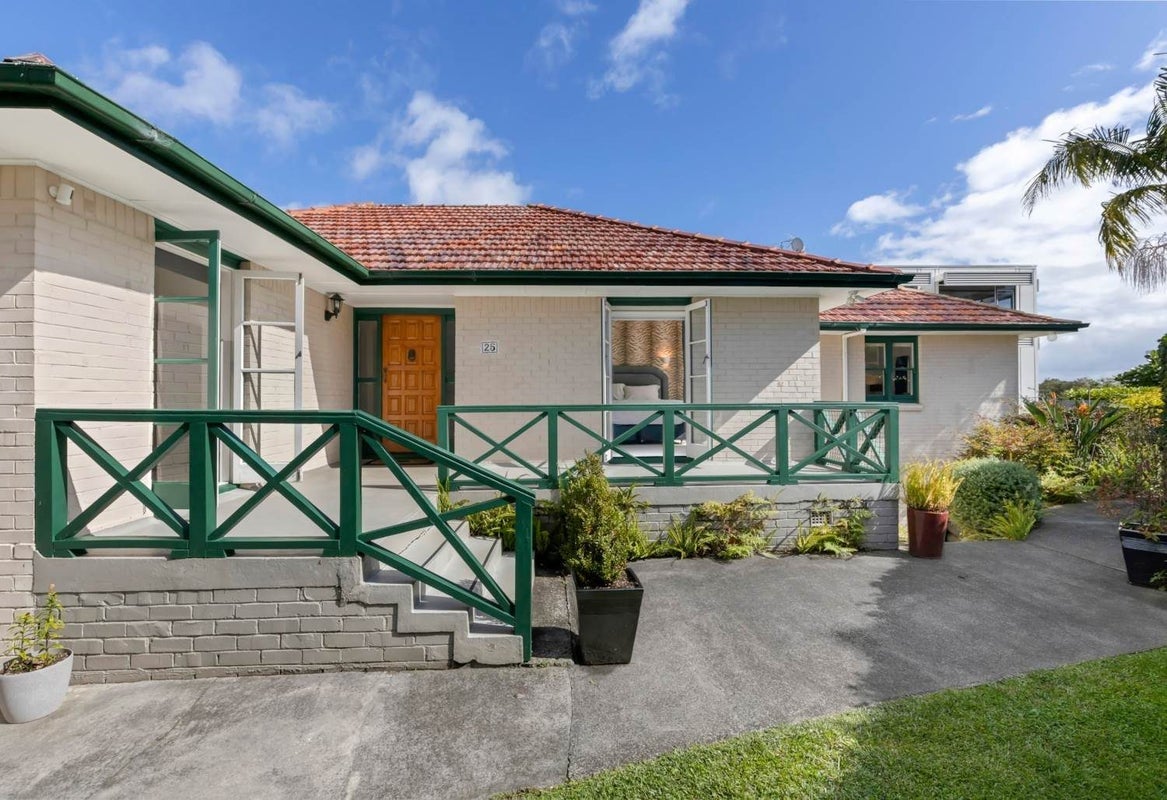 25 Selwyn Avenue, Mission Bay, Auckland - Carousel 2