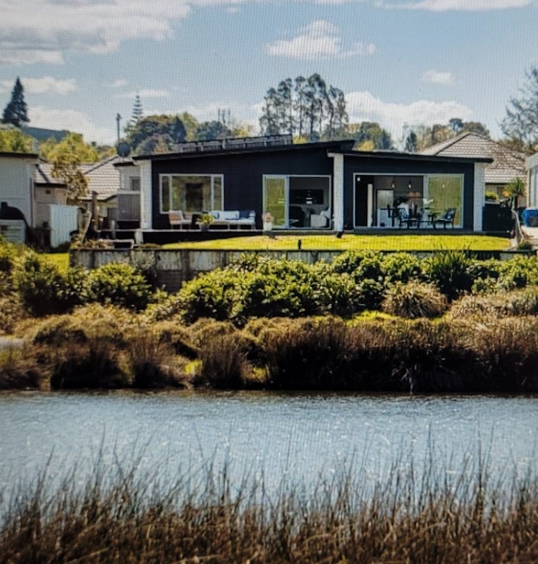 65 Landing Drive, Pyes Pa, Tauranga - Carousel 2