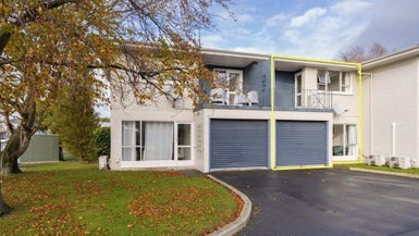 2/53 Brockworth Place, Riccarton, Christchurch - Carousel 1
