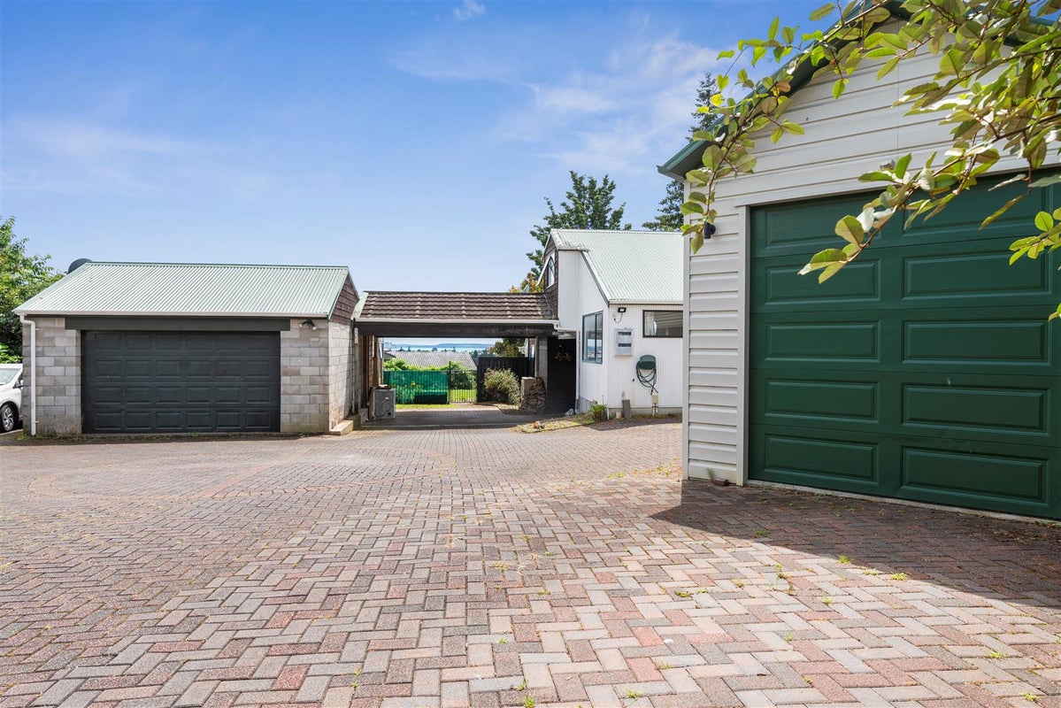 70 Utuhina Road, Springfield, Rotorua - Carousel 25