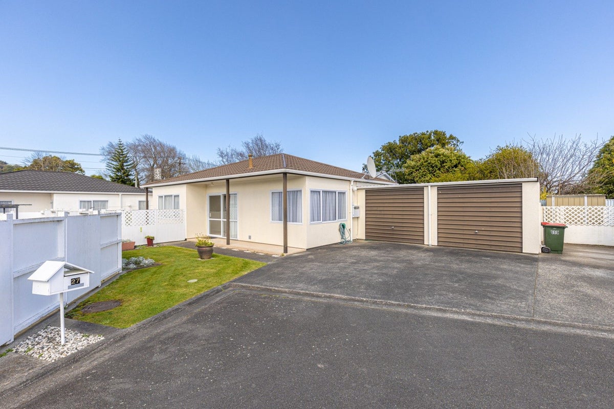 27 Marshall Avenue, Whanganui East, Whanganui - Carousel 1