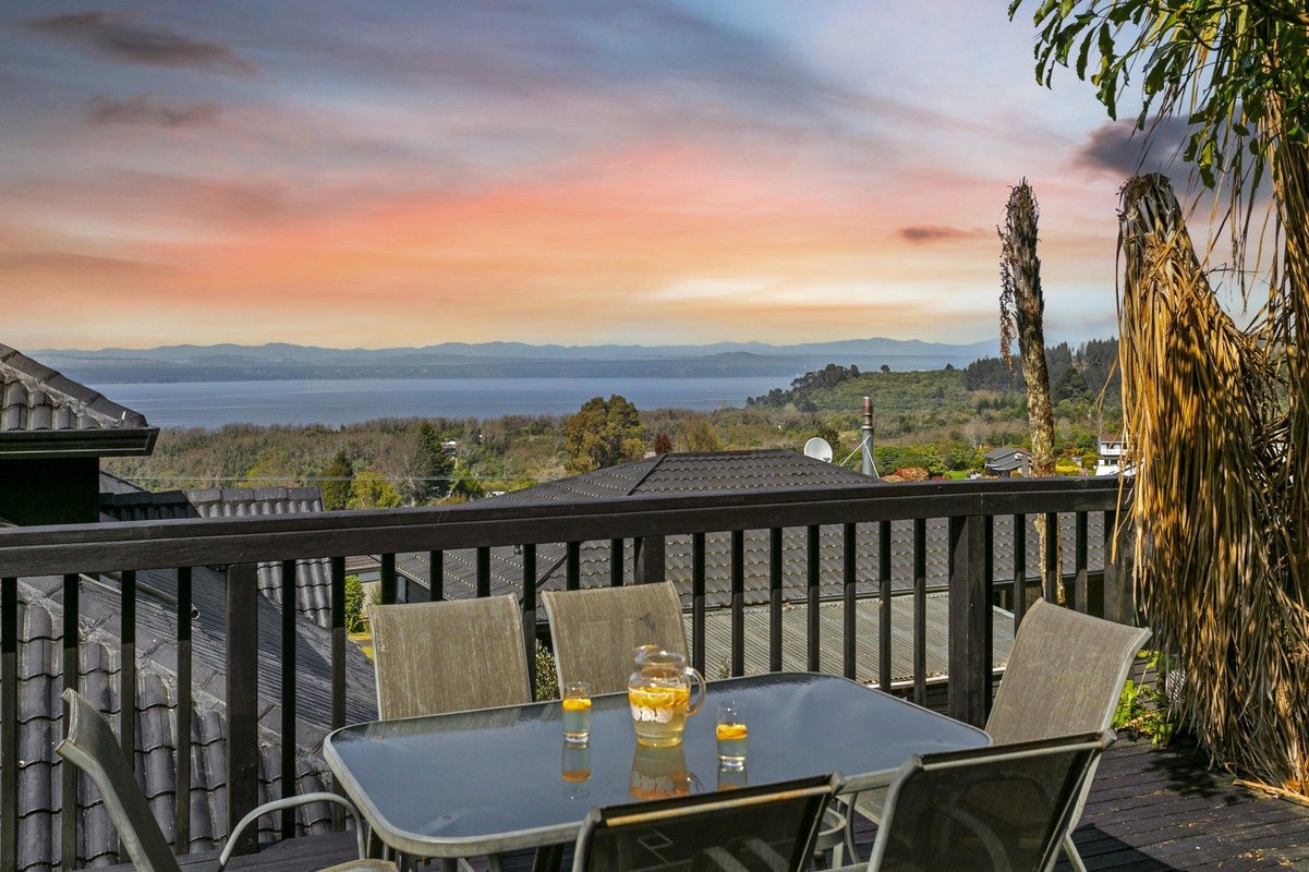 86 Wakeman Road, Acacia Bay, Taupo - Carousel 2