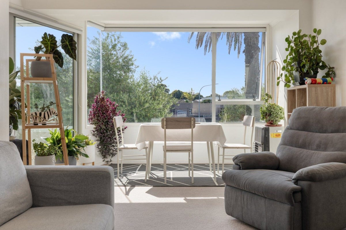310/332 MAUNGANUI ROAD, Mount Maunganui, Tauranga - Carousel 2