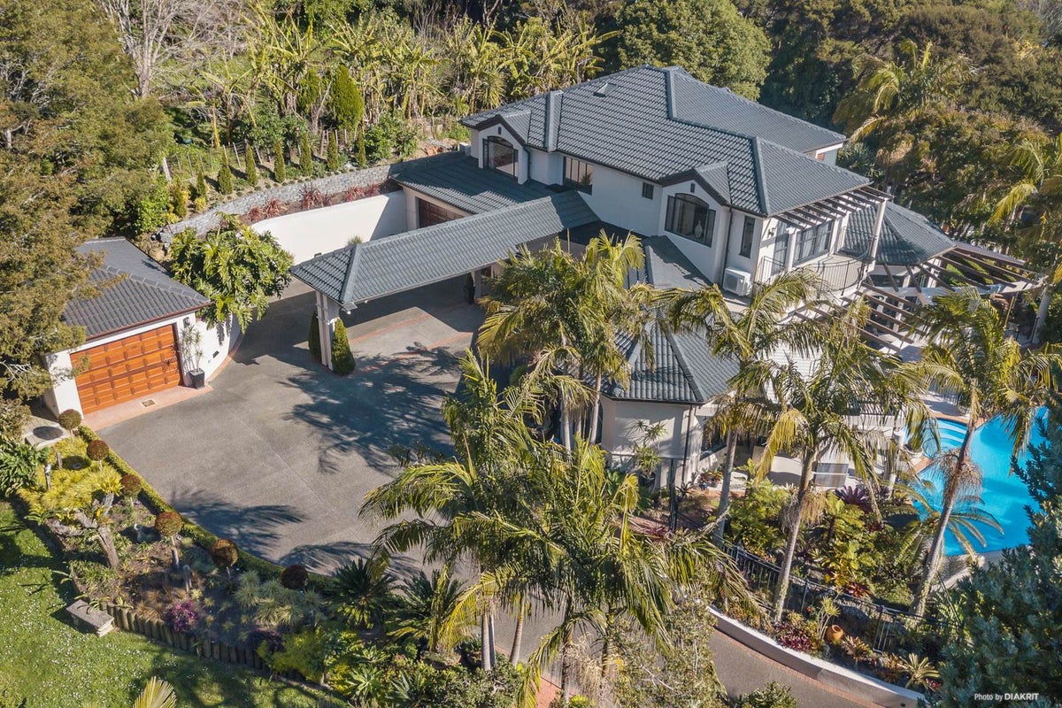 15A Treetops Way, Bayview, Auckland - Carousel 1