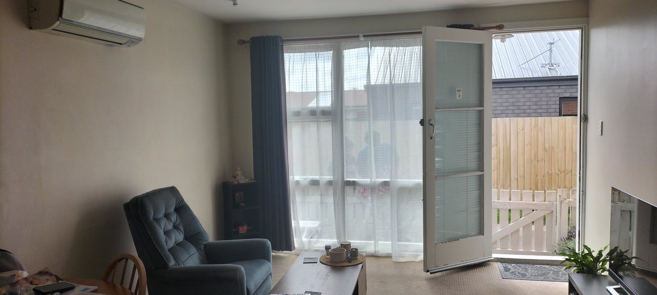 2/137 Champion Street, Edgeware, Christchurch - Carousel 1