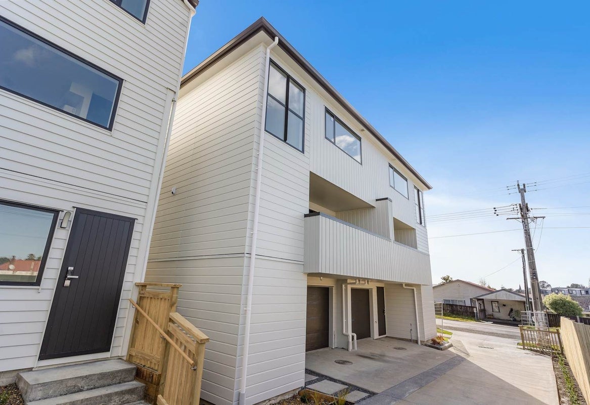 3/63 Gardner Avenue, New Lynn, Auckland - Carousel 2