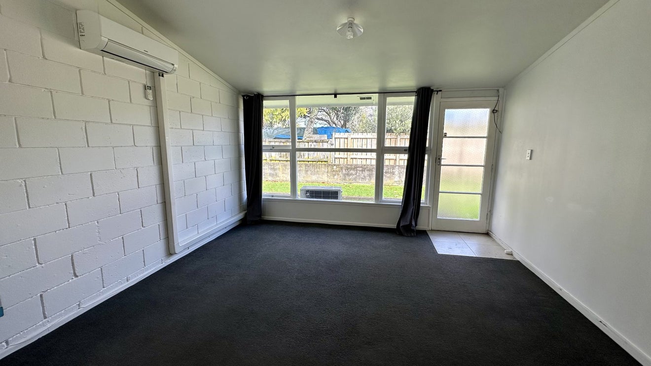 3/43 Riversdale Road, Avondale, Auckland - Carousel 2