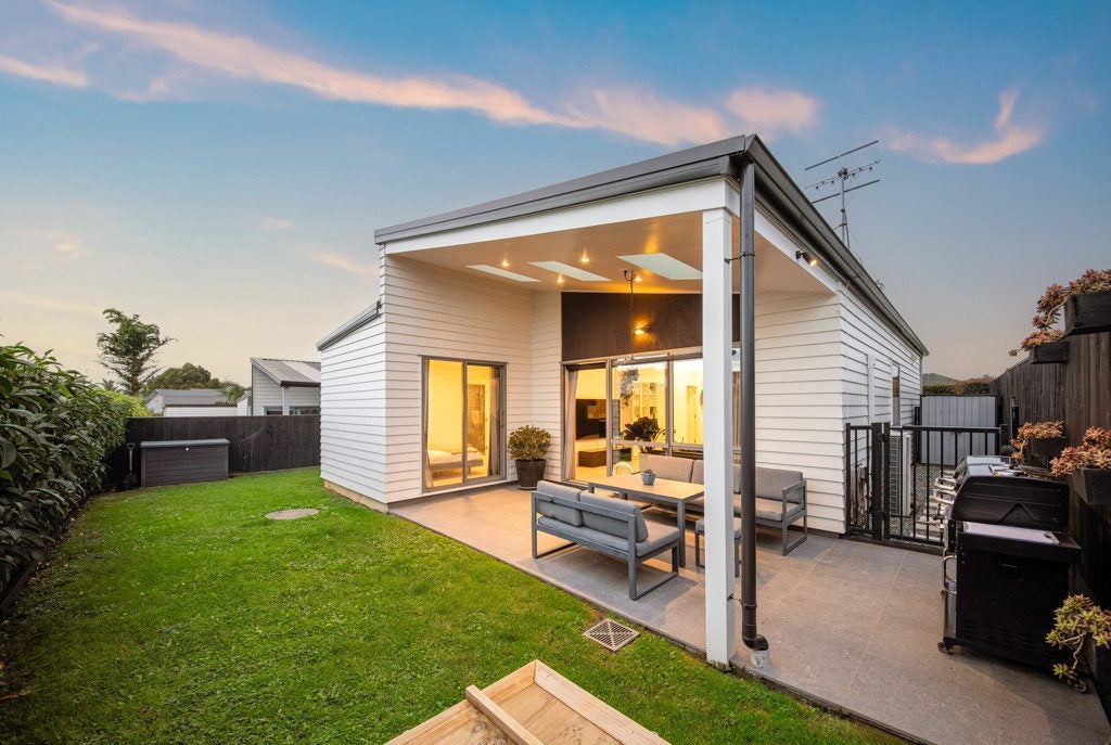 5A Torrington Crescent, Glen Innes, Auckland - Carousel 2