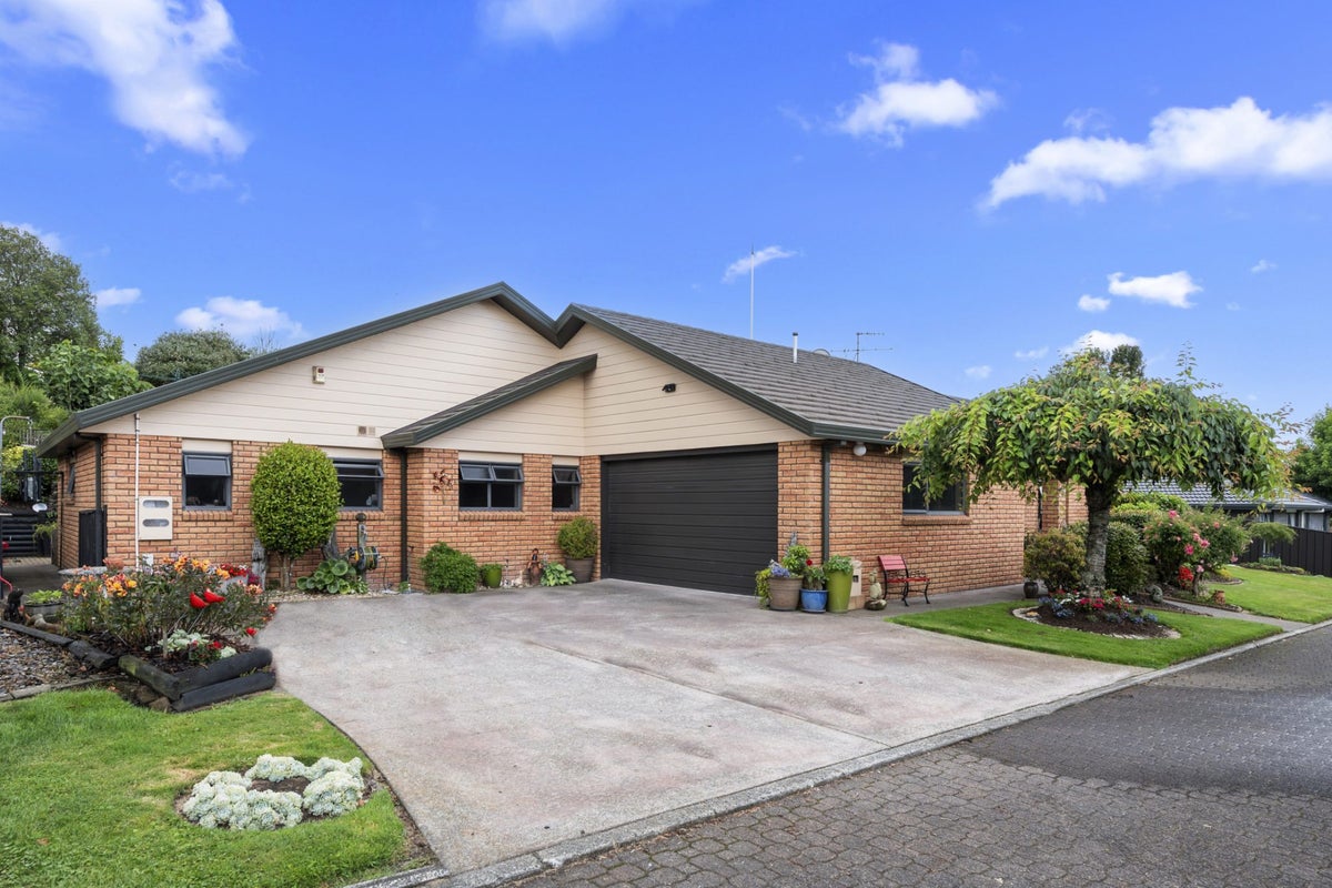 9 Foley Drive, Springfield, Rotorua - Carousel 1