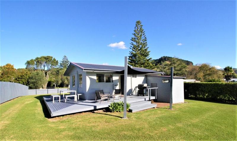 20 Marlin Place, Whiritoa, Waihi - Carousel 1