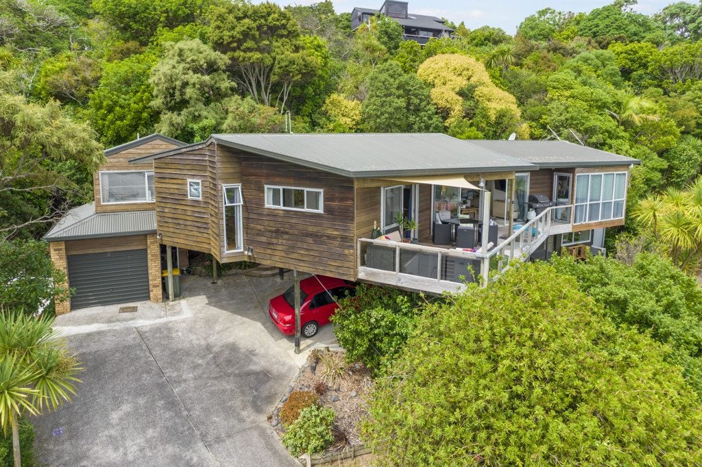 28 Zita Avenue, Matakatia, Whangaparaoa - Carousel 1