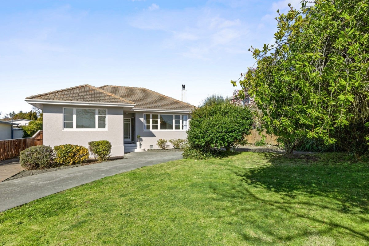 12 McHardy Street, Havelock North, Havelock North - Carousel 2