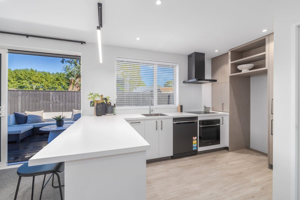 157 Yaldhurst Road, Sockburn, Christchurch - Carousel 2