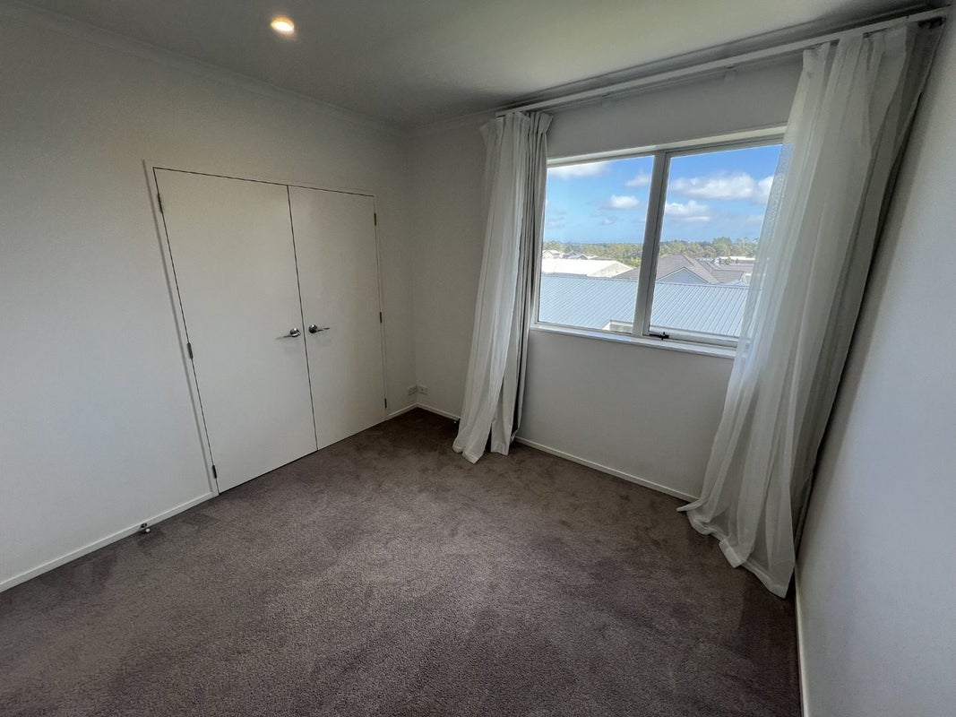 29 Whenuapai Drive, Whenuapai, Auckland - Carousel 20