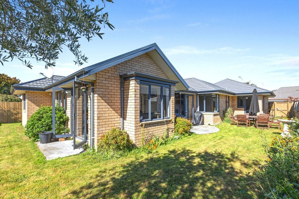 6 Sheraton Place, Redwood, Christchurch - Carousel 13